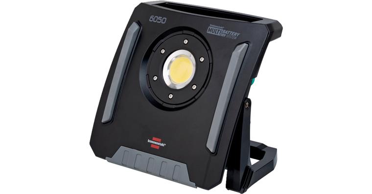 Mobile LED spotlight Hybrid Multi 6050 MH 6,200 LM IP65