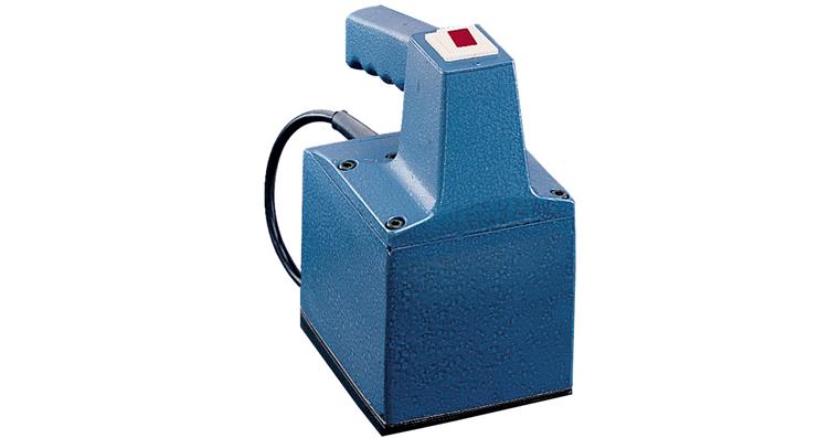 Manual demagnetising device 120x105x180 230 V 1250 VA