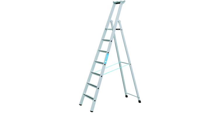 Step ladder 7 steps working height 3.85 m ladder length 2.71 m