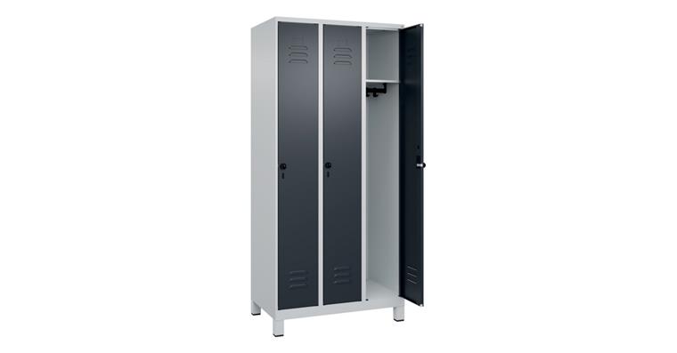 Spind Classic PLUS, Füße, 3 Abteile, 1950x900x500mm RAL 7035/7016